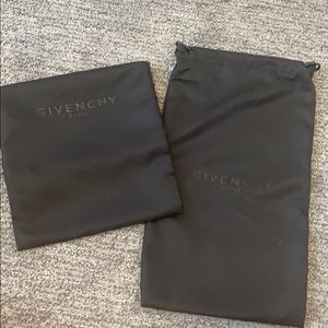 Givenchy dust bag set of 2